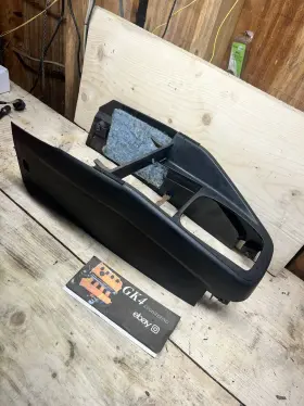 1j1863201l2ql Genuine Volkswagen Oem Vw Mk4 Golf Jetta Black Lower Shift Center Surround Console Trim Front 99-06