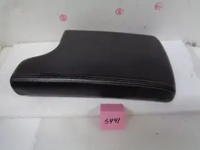 10342165 Gm 2004-2008 Pontiac Grand Prix Center Console Lid Pad Arm Rest Armrest Pn