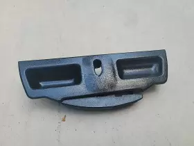 11098014 Gm 95-06 Silverado Suburban Tahoe Sierra Yukon Jumpseat Jump Seat Console Lid Latch