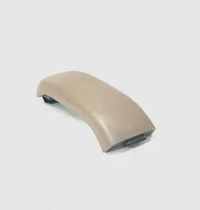 12388105 Gm 98-05 Blazer Jimmy Sonoma Center Console Armrest Cover Lid Curved Tan Oem