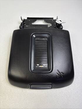 Gm 15503845 2016-2020 Suburban Tahoe Yukon Center Console Armrest Lid Cover Charging Pad Oem