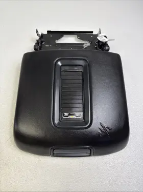 15503845 Gm 2016-2020 Suburban Tahoe Yukon Center Console Armrest Lid Cover Charging Pad Oem