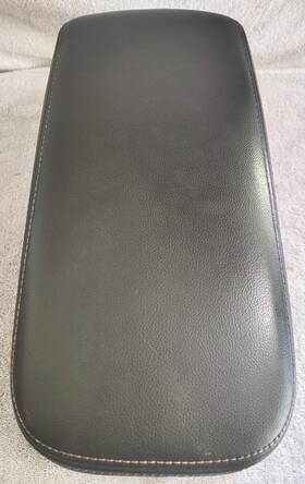Gm 84422490 2014-2020 Chevy Impala Center Console Lid Black Leather Clean 14-20 Armrest
