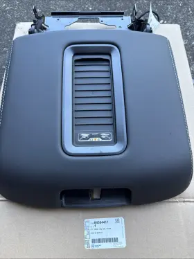 84584417 Gm Oem New Genuine 2018-2020 Tahoe Yukon Center Console Armrest Read