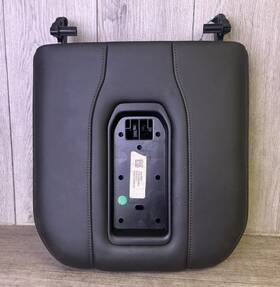 Gm 84925681 # 2021-2022-2023-2024 Center Console Lid Black Leather Oem