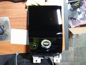 Gm 85779040 Cadillac Escalade Iq Front Command Cener