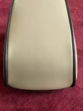 15111830 Gm General Motors Hummer 2006-10 H3 Center Console Lid Armrest Arm Rest Oem Beige With Black Trim Pad