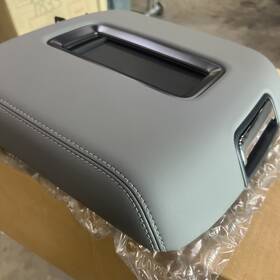 Gm Oem 84501038 Armrest Console Lid Grey New In Box