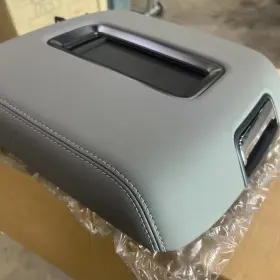 84501038 Gm Oem Armrest Console Lid Grey New In Box