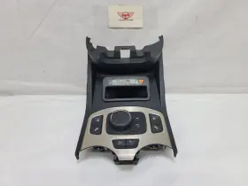 84693333 Gmc 2018-2024 Terrain Center Console Heated Seat Control Switch Trim Bezel Oem