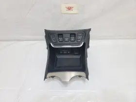 84698809 Gmc 2018-2024 Terrain Front Center Console Transmission Shifter Compartment Oem
