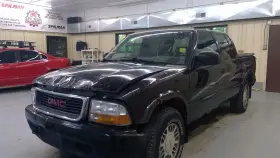 241-01903 Gmc Truck Console Front Roof Without Sunroof Fits 00-01 Blazer S10/jimmy S15 1679603