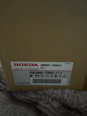 08u89-tk6-111 Honda Armrest Console