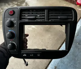 77251-s01-a21za Honda 1999 2000 Civic Ek Center Console Radio Bezel