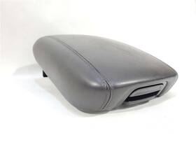 Hyundai 241-11367 2011 2012 2013 Equus Oem Console Lid Only Scratched