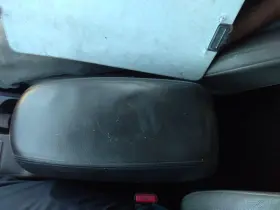 241-11410a Hyundai Console Front Floor Vinyl Armrest Fits 14-15 Tucson 1138142