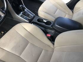Hyundai 241-11635b Console Front Hatchback Gt Floor Vin E 8th Digit Fits 13-14 Elantra 959549