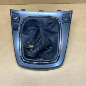84650-2m400 Hyundai 2010-2012 Genesis Coupe Center Console Gear Shifter Trim Bezel Manual
