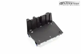 84661-s2100 Hyundai 2019-2020 Santa Fe Front Center Console Upper Bracket Support Oem