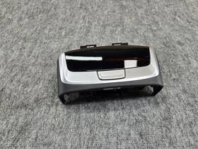 Hyundai 846e6-n9001 Tucson 22-25 Center Console Latch Armrest Release Handle 84663-cw040 Oem