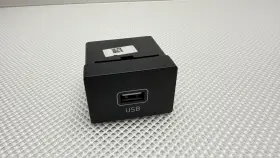 96120-k2100 Hyundai 2020 2021 - 2025 Venue Front Center Console Usb Adapter Port Charger Oem