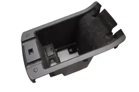 961203n700 Hyundai 11-13 Equus Center Console Storage Tray Aux Ipod Usb Socket Black Oem