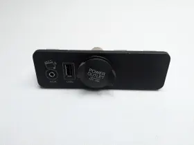 28373818 Jaguar 2013 - 2015 Oem Xj Center Console Usb Aux Jack Assembly