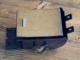 Jaguar E129652000 2009-2011 Xf Xfr Center Console Ashtray Lighter Compartment Oem
