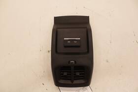 Jeep 245.am8619 19-21 Cherokee Latitude Rr Center Console Back Finish Panel With Air Vent