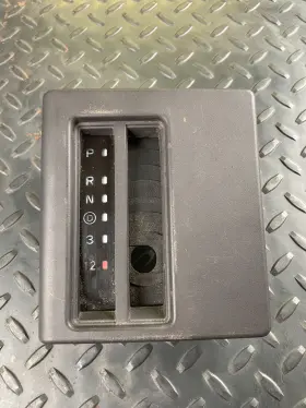 5511565 Jeep 97-01 Cherokee Xj Auto Shift Bezel 5511565 Jeep 97-01 Cherokee Xj Auto Shift Bezel