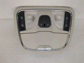 A2390-26aa Jeep 2015 Cherokee Overhead Roof Console Ccwmq