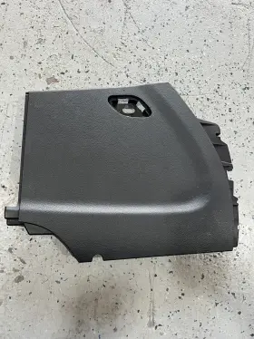 C01352009bl Jeep 2011-2021 Grand Cherokee Front Right Console Rearward Trim Cover Panel Oem
