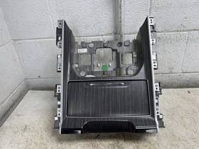 Jeep/plymouth Truck 241-14084 2023 Wagoneer Center Console Woodgrain Cover With Dual Cupholder Oem