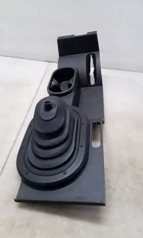 241.ch9208 Jeep/plymouth Truck Jk Wrangler Oem Center Console Insert Manual Transmission 2007-2010 150850