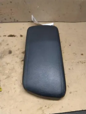 84610d5000wk Kia Used Front Lower Center Console Fits 2019 Optima Us Built Vin 5 1st Digit F