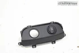 84638-c6020wk Kia 2016-2020 Sorento Center Console Rear Power Outlet With Bezel Cover Oem