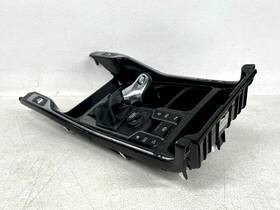 Kia 84650-r5300dhv 2021-2023 Sorento Center Console Trim Bezel Panel And Cup Holder Oem Lot2700
