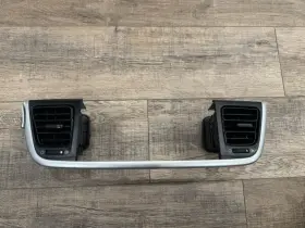 84740-h9000wk Kia 84740-h9000 2018-2023 Rio Dash Center Console Air Vent Grille Oem