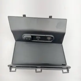 96125l2000 Kia 2021 - 2024 K5 Center Console Storage Compartment Tray And Usb Port Oem