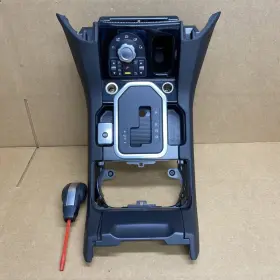 Ah22-04567-a Land Rover 2010-2013 Lr4 Center Console Control Switch Shifter Trim Bezel Floor