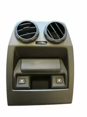 Fhm500060 Land Rover Lr3 Lr4 05-15 Oem Center Console Rear Vent With Aux Heated Seat
