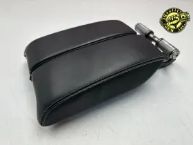 Lr111372 Land Rover 2018-2023 Range Velar L560 Front Center Console Armrest Lid Black Oem