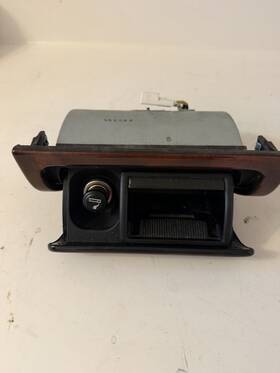 Lexus 241.le1n95 Gs300 1993-1996 Console Ash Tray Front