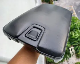 58905-33370-c1 Lexus 2007 07 Es350 Es 350 Center Console Lid Armrest Arm Black Leather 08 09