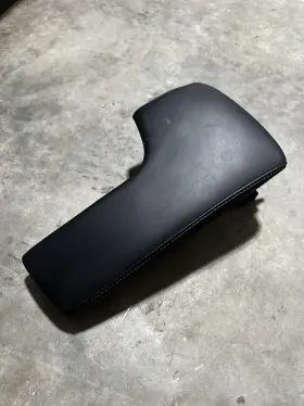 58920-53010-c2 Lexus Center Console Armrest Lid Top Black Oem 2014 - 2020 Is250 Is350