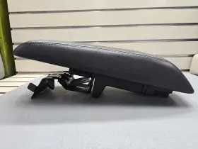Decafdj93353 Lincoln 13-19 Mkt Front Floor Console Arm Rest Lid Cover Top Pad Assembly Black