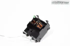 Ej7t-19g247-ac Lincoln 2016-2018 Mkx Center Floor Console Rear Storage Additional Socket Oem