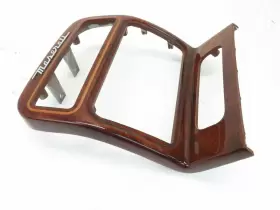 66703400 Maserati 2006 Quattroporte Rear Center Console Woodgrain Trim Cracked M139 03-08