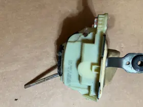 A2032678824 Mercedes 01 - 07 C230 C250 Transmission Floor Shifter Shift Tower 2032678824 Oem