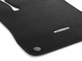 117-680-81-00-69-7n88 Mercedes-benz Genuine Mat